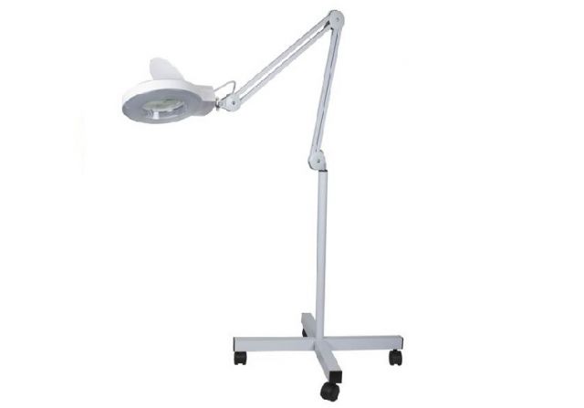 LUPA CON PIE LED 5x 